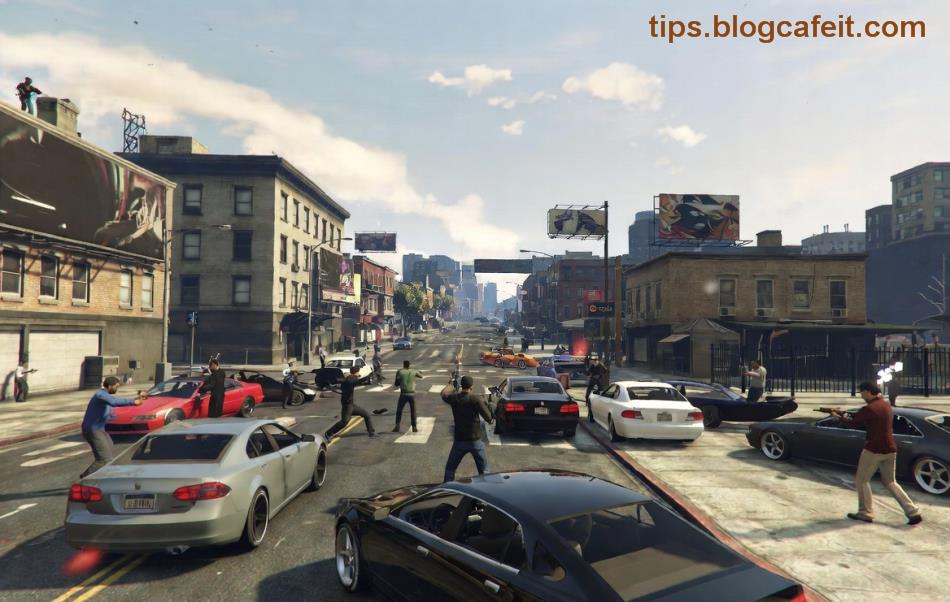 Сравнение GTA Online и RP с геймплей сцени